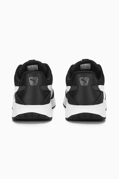 ¡Domina cada paso con los nuevos tenis Puma en Negro Clásico!