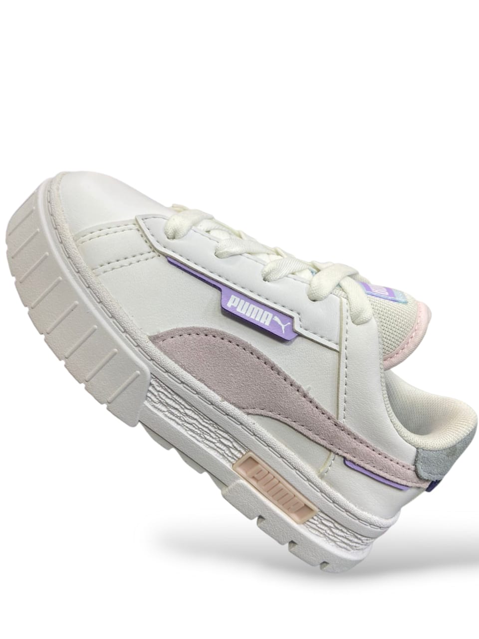 ¡Los tenis perfectos para las pequeñas exploradoras y soñadoras!