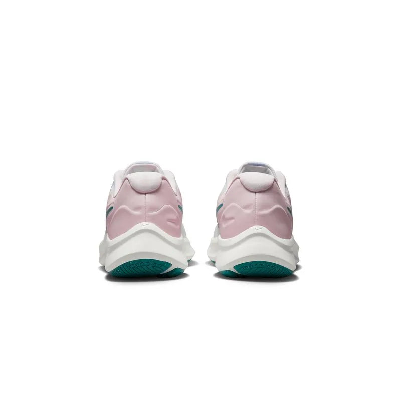¡Pasos Llenos de Magia y Comodidad! Descubre los Tenis Nike Star Runner para Niña