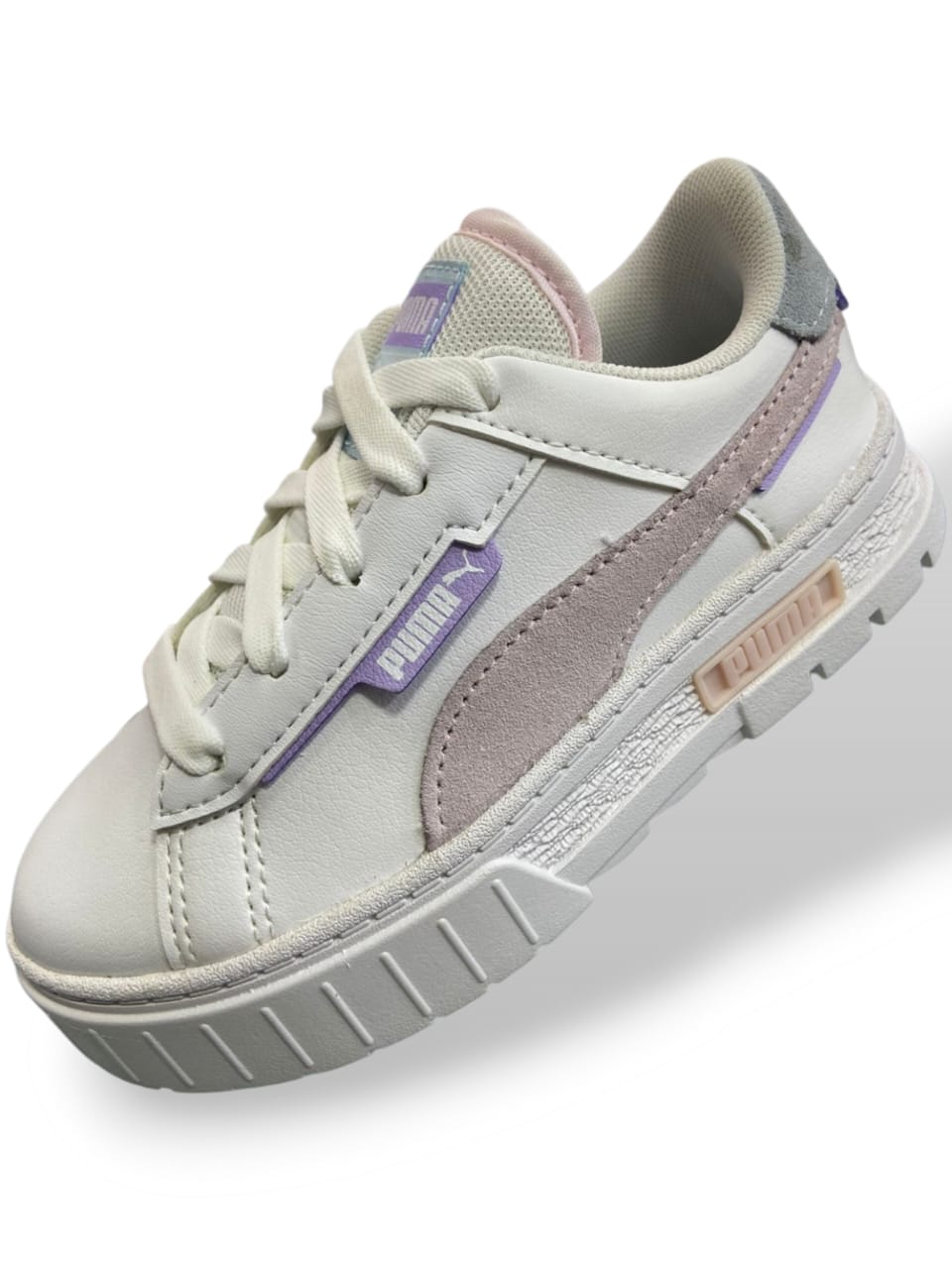 ¡Los tenis perfectos para las pequeñas exploradoras y soñadoras!