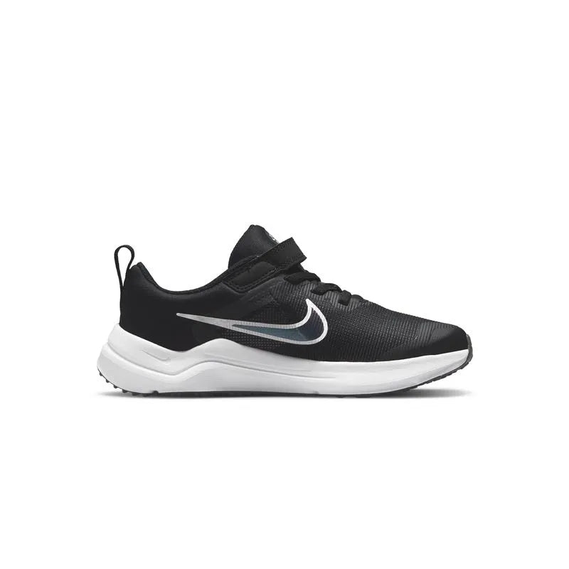 ¡Poder y Estilo en Cada Paso! Descubre los Tenis Nike Downshifter para Niña