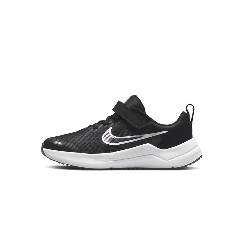 ¡Poder y Estilo en Cada Paso! Descubre los Tenis Nike Downshifter para Niña