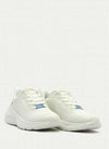¡Pura ligereza y frescura en cada paso! Descubre los nuevos tenis en un impecable color blanco.