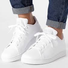 ¡Descubre la Magia en Cada Paso con Nuestros Tenis Blancos Puros para Niña!